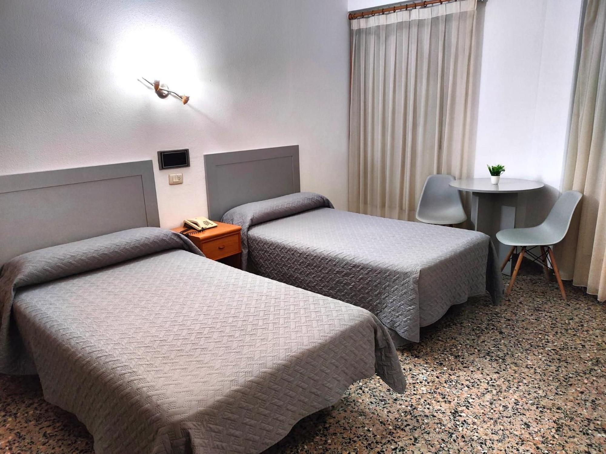 Hotel Cogullada ซาราโกซา ภายนอก รูปภาพ